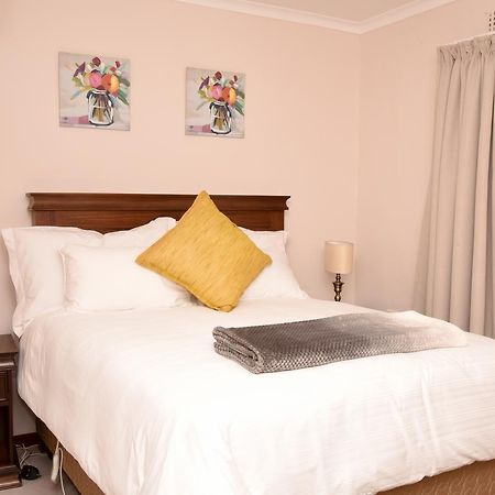 Vinolux Guest House Мтата Экстерьер фото