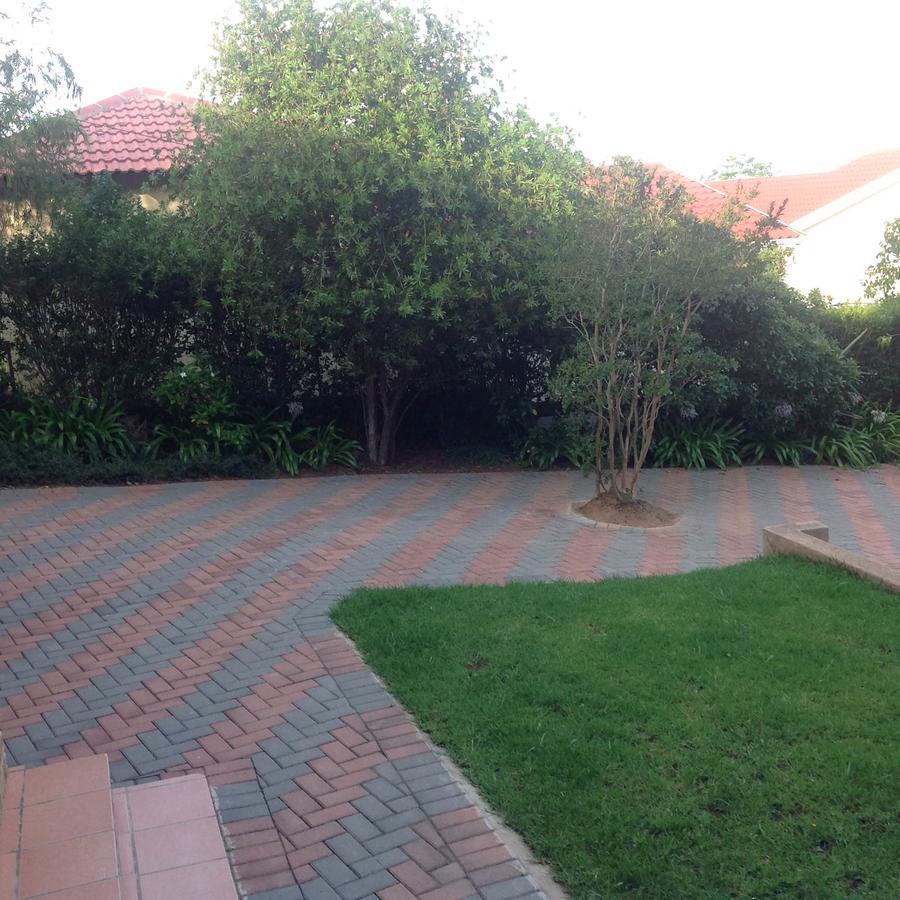 Vinolux Guest House Мтата Экстерьер фото
